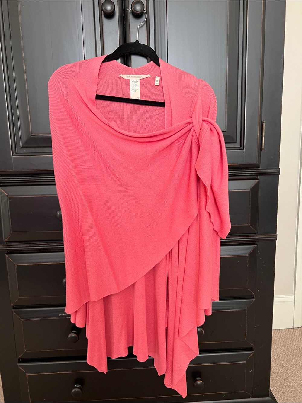 Soft Surroundings Coral knot wrap. One Size